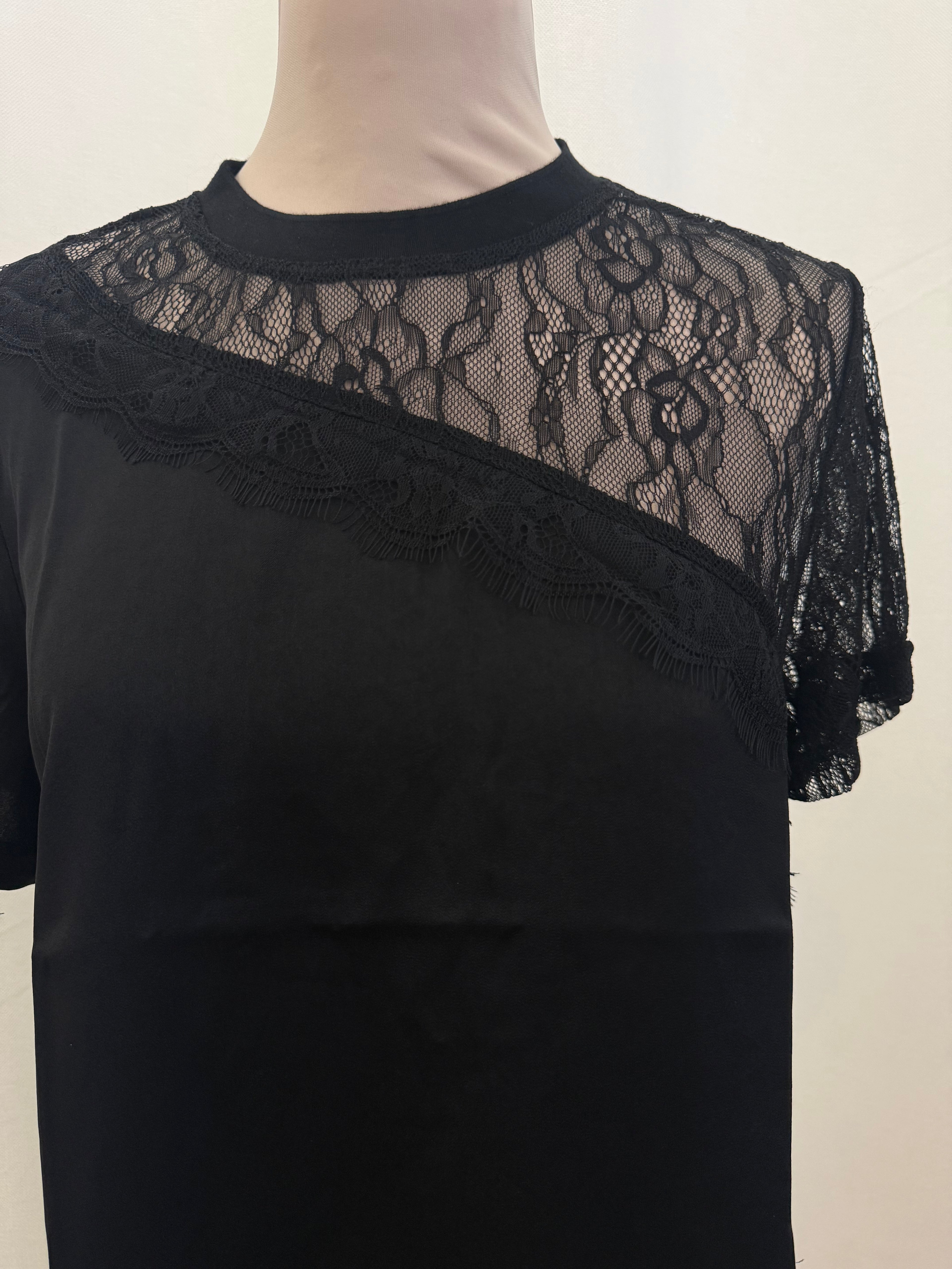 Tee-shirt dentelle Alaga