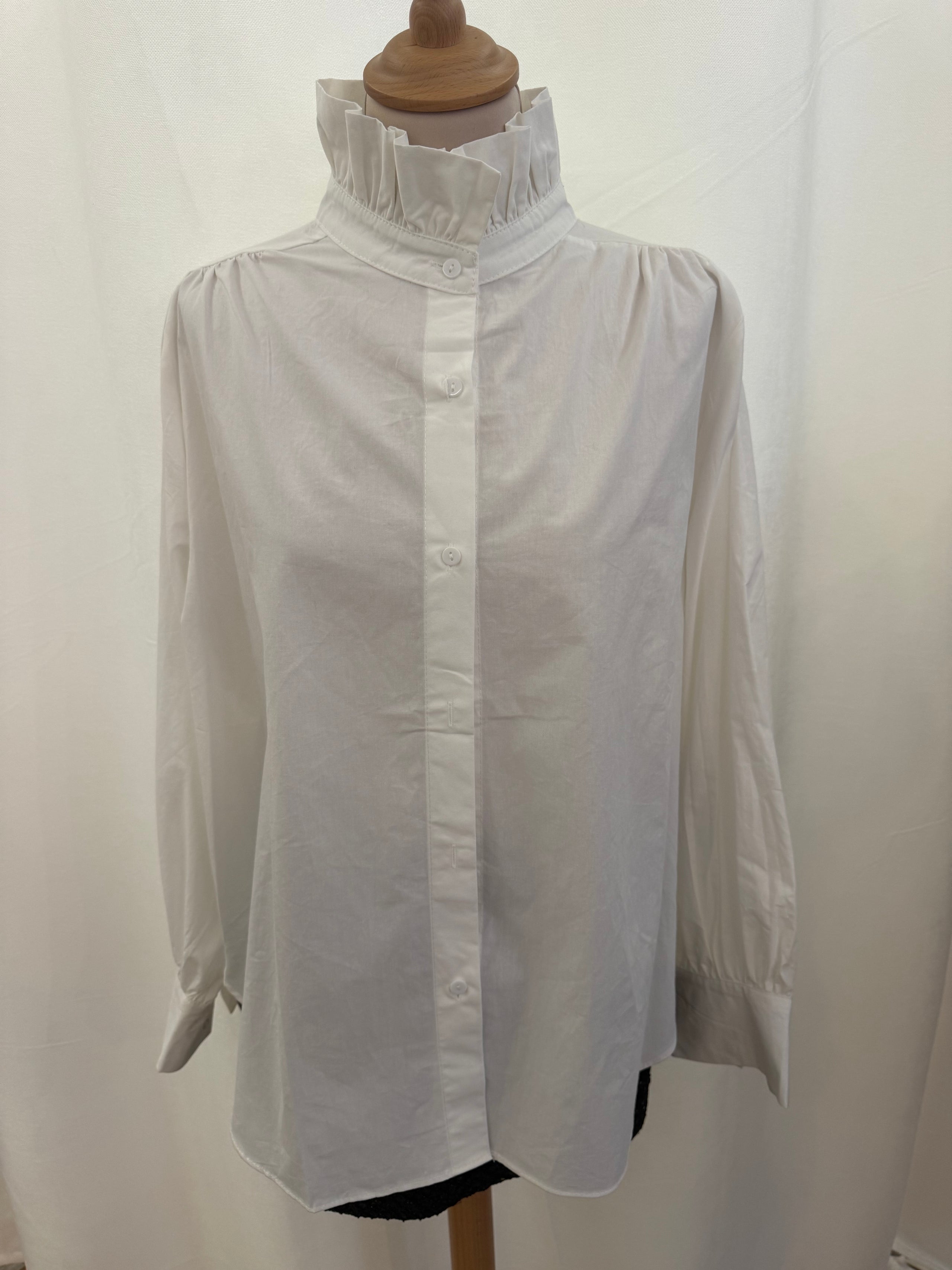 Chemise à col renaissance